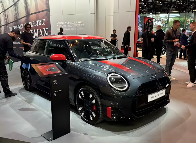 Kina-laget elektrisk mini Cooper, Aceman JCW satt til lansering
