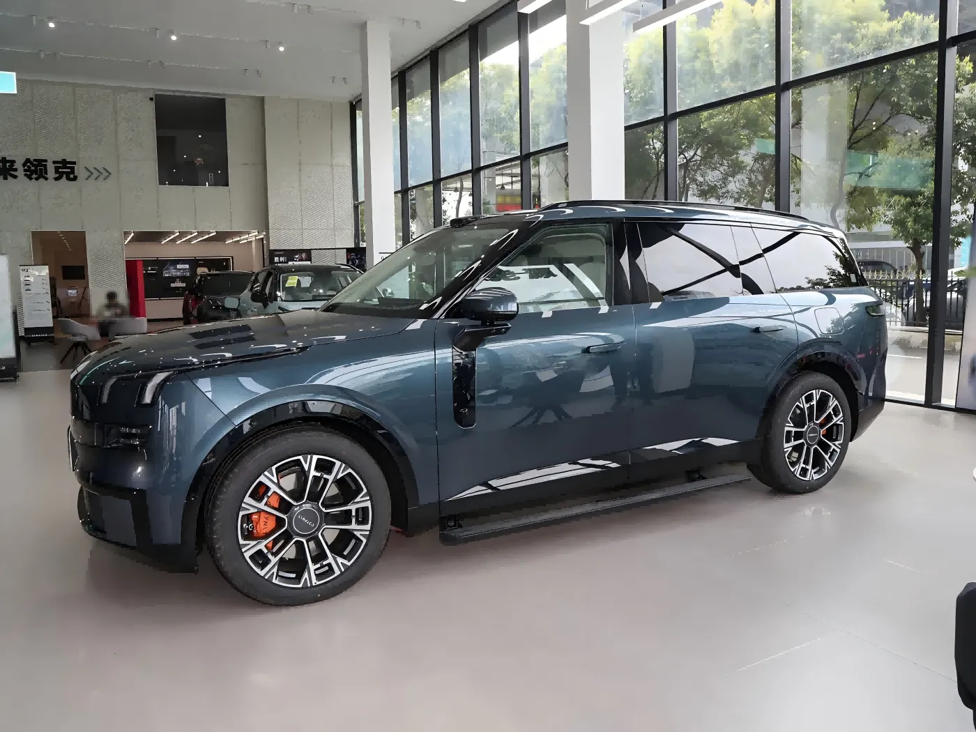 Lynk & Co 900 starter forhåndssalg den 25. mars og lanseres offisielt i slutten av april!