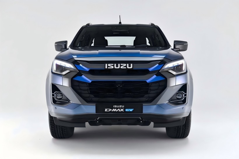 Isuzu slipper offisielle bilder av den altelektriske pickup-lastebilen D-Max EV med dobbeltmotorisk firehjulsdrift drivlinje